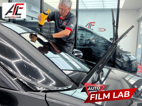 รับติดฟิล์มรถยนต์โดยผู้เชี่ยวชาญมืออาชีพ